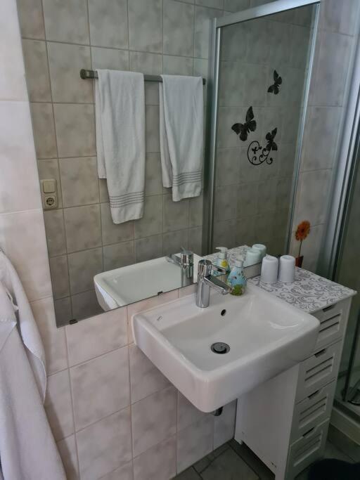 Gemuetliche Ferienwohnung Am Waldrand 엘제스버그 외부 사진